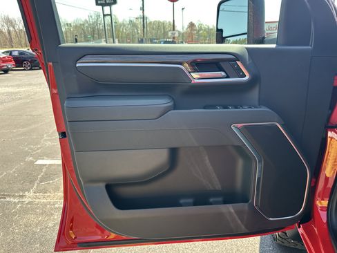 New 2026 Chevrolet Silverado 2500 LT w/ Trail Boss Package AWD/4WD image 12