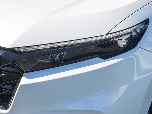 Used 2025 Honda CR-V Sport image 5