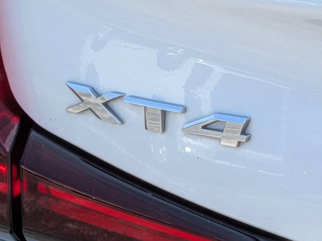 Used 2019 Cadillac XT4 Premium Luxury w/ Cold Weather Package FWD image 11