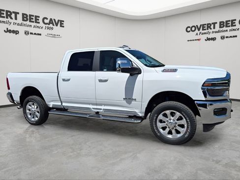 New 2026 RAM 2500 Laramie w/ Towing Technology Group image 12