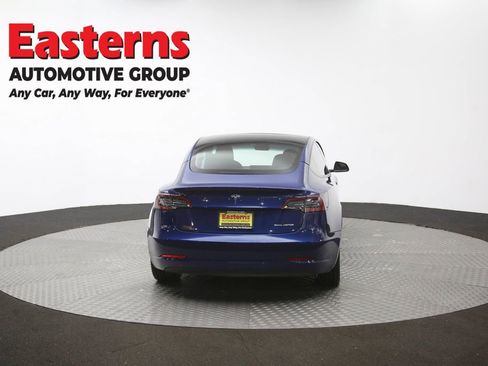 Used 2022 Tesla Model 3 Long Range AWD/4WD image 33