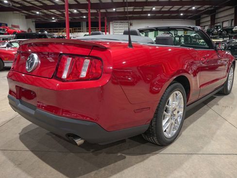 Used 2012 Ford Mustang Premium image 8