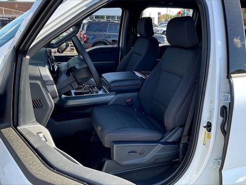 New 2025 Ford F150 XLT w/ Equipment Group 301A Standard image 9