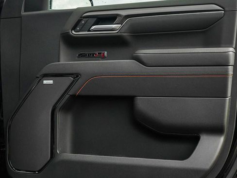 New 2026 GMC Sierra 1500 AT4 w/ Technology Package AWD/4WD image 8