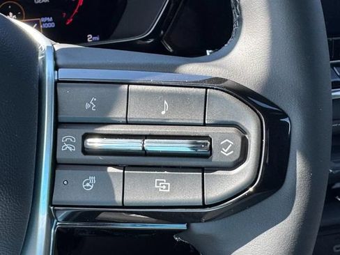 New 2026 Chevrolet Colorado LT w/ LT Convenience Package AWD/4WD image 16