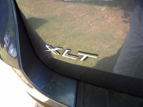 Used 2020 Ford Explorer XLT RWD image 16