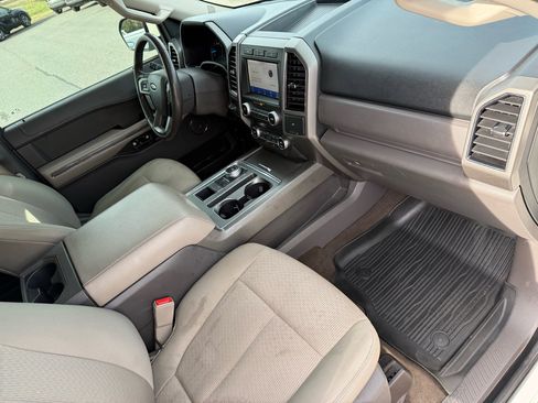 Used 2020 Ford Expedition Max XLT image 21