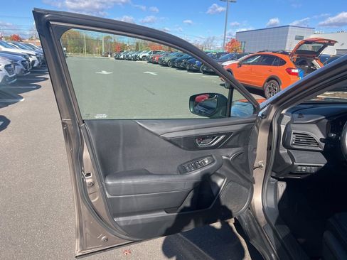 Used 2023 Subaru Outback Premium image 26