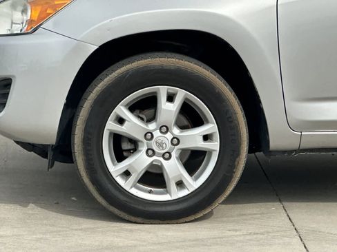 Used 2011 Toyota RAV4 2WD w/ Upgrade Value Pkg image 12