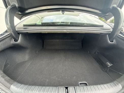 Used 2025 Genesis G70 2.5T RWD image 23