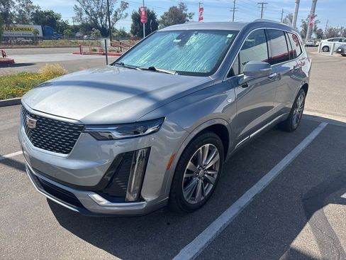 Used 2024 Cadillac XT6 Premium Luxury FWD image 1