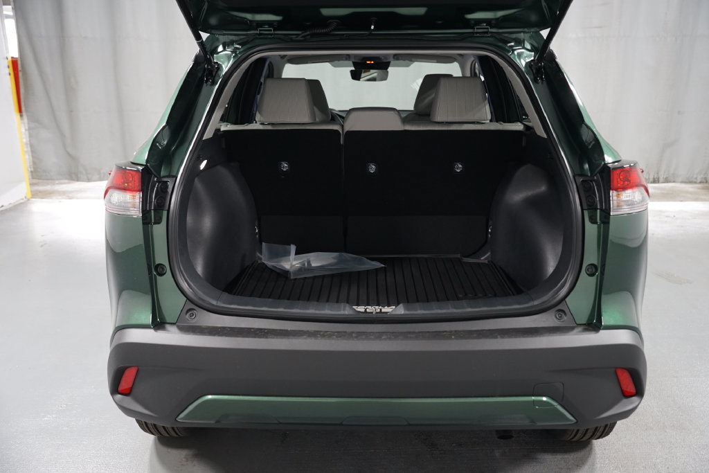 New 2026 Toyota Corolla Cross LE w/ Moonroof Package FWD image 33