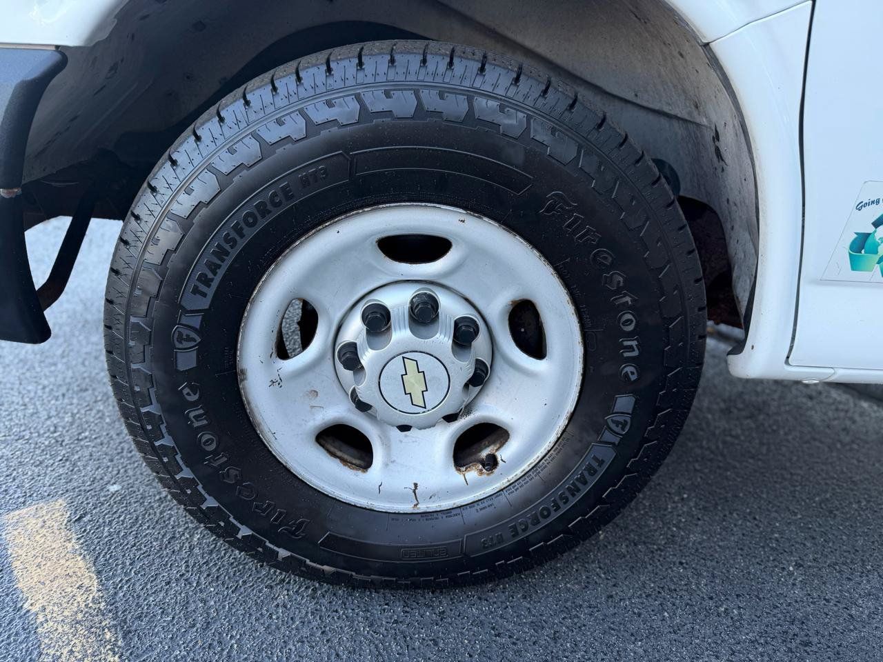 Used 2014 Chevrolet Express 3500 Extended RWD image 12