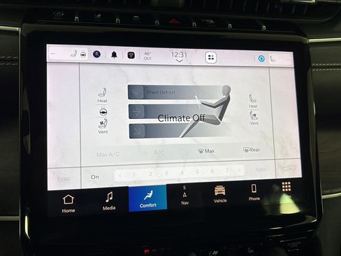 Used 2023 Jeep Grand Cherokee Limited w/ Luxury Tech Group II image 32