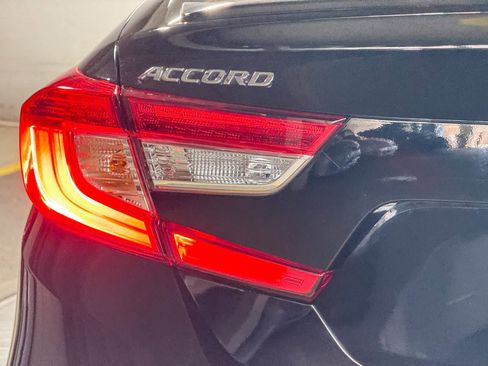 Used 2022 Honda Accord Sport Special Edition image 11