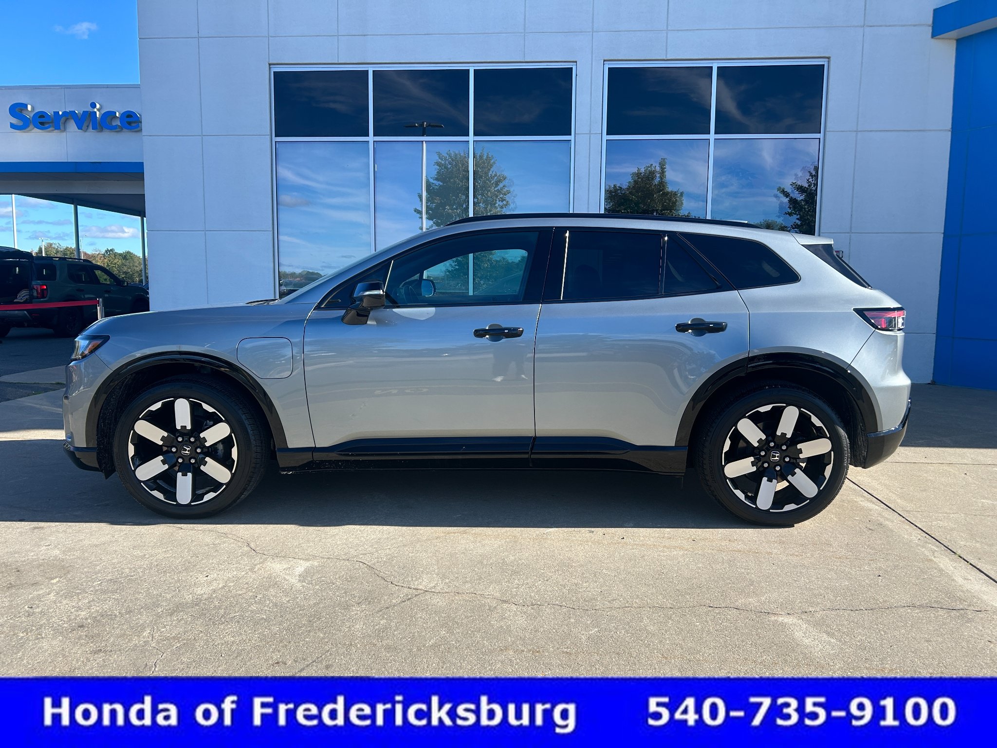Used 2024 Honda Prologue Elite image 3