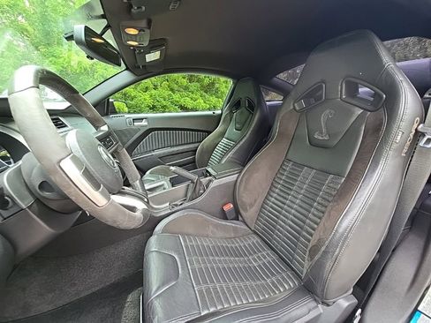 Used 2013 Ford Mustang Shelby GT500 RWD image 16