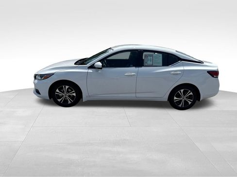 Used 2022 Nissan Sentra SV FWD image 3
