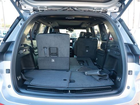 New 2025 Jeep Grand Cherokee L Limited image 32