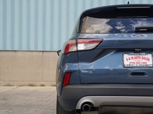Used 2020 Ford Escape SE FWD image 17