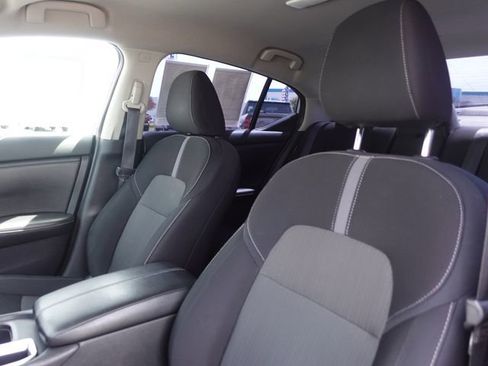 Used 2021 Nissan Sentra SV FWD image 21