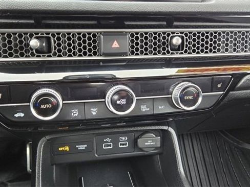 Used 2024 Honda Civic Sport Touring image 21