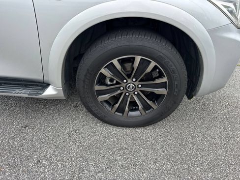 Used 2019 Nissan Armada Platinum w/ Captain's Chairs Package RWD image 12