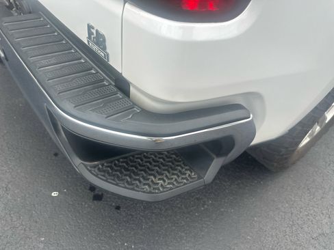 Used 2020 Chevrolet Silverado 1500 LT w/ All-Star Edition image 53