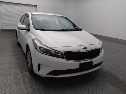 Used 2017 Kia Forte LX w/ LX Popular Package image 13
