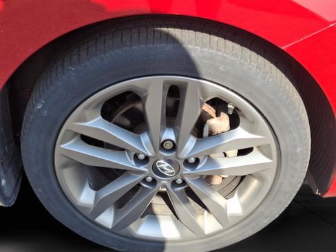 Used 2017 Hyundai Elantra GT w/ Value Edition Package 02 image 8