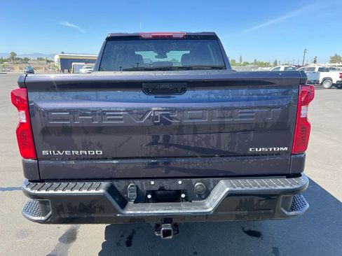 Used 2024 Chevrolet Silverado 1500 Custom Trail Boss AWD/4WD image 5