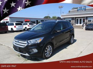 Used 2018 Ford Escape Titanium w/ Ford Safe & Smart Package image 1