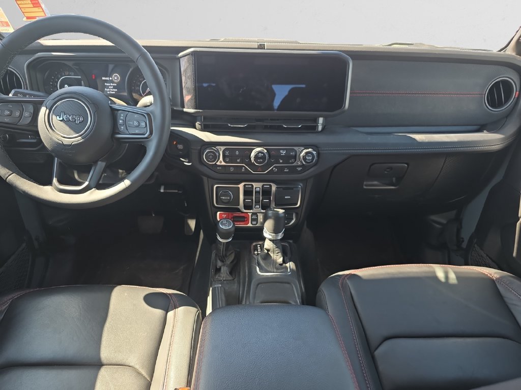 Used 2025 Jeep Gladiator Rubicon w/ Safety Group AWD/4WD image 12