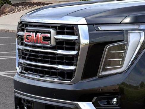 New 2026 GMC Yukon Elevation image 13