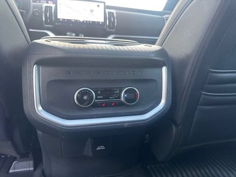 Used 2025 Ford Expedition Platinum w/ Stealth Appearance Package AWD/4WD image 20
