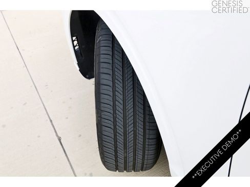 Used 2026 Genesis GV70 2.5T AWD/4WD image 31
