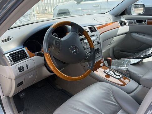 Used 2006 Lexus ES 330 FWD image 1