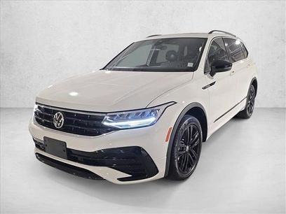 Used 2022 Volkswagen Tiguan SE R-Line
