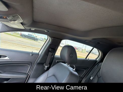 Used 2017 Mercedes-Benz GLA 250 4MATIC image 5