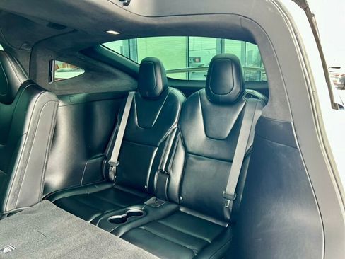 Used 2018 Tesla Model X 100D image 15