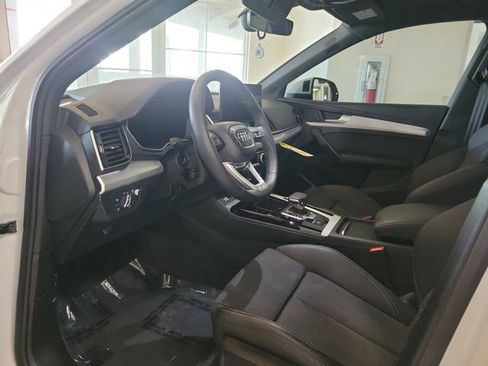 Used 2024 Audi Q5 e Prestige image 12