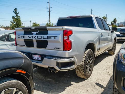 Used 2022 Chevrolet Silverado 1500 RST AWD/4WD image 13