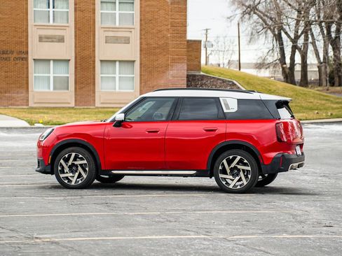 New 2026 MINI Cooper Countryman S w/ Comfort Package Max image 7