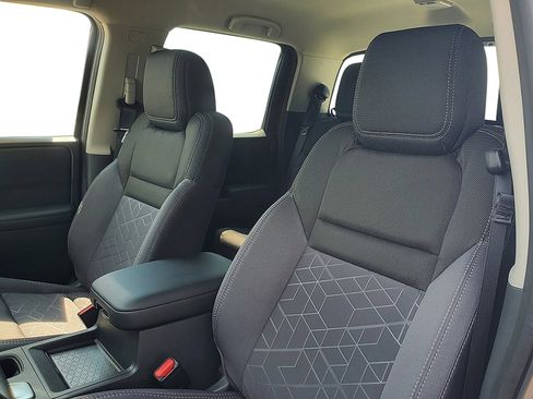 New 2025 Nissan Frontier SV AWD/4WD image 16