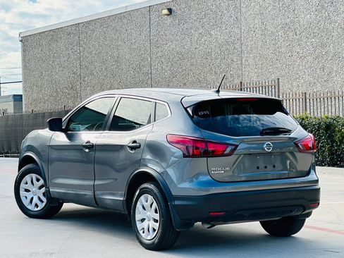 Used 2019 Nissan Rogue Sport S FWD image 8