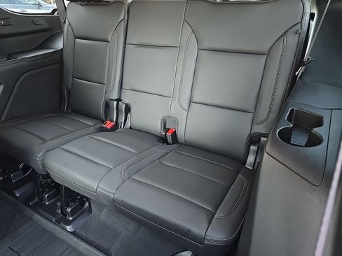 Used 2024 Chevrolet Tahoe High Country w/ Premium Package 2 image 32