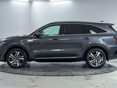 Used 2023 Kia Sorento EX AWD/4WD image 5