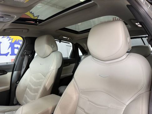 Used 2018 Cadillac CT6 Luxury image 9