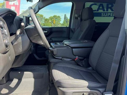 Used 2022 Chevrolet Silverado 1500 Custom AWD/4WD image 19