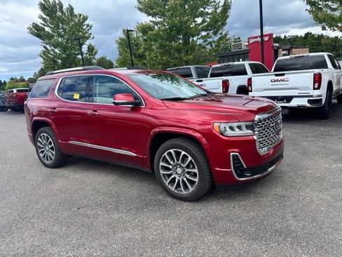 Used 2021 GMC Acadia Denali w/ Denali Ultimate Package AWD/4WD image 4